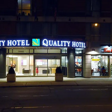 Quality Hotel Downtown Montreal-3